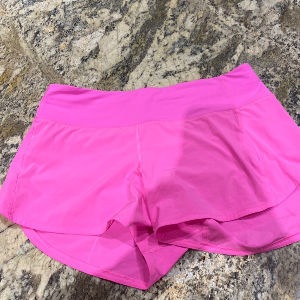 Lululemon bubblegum pink shorts size 8